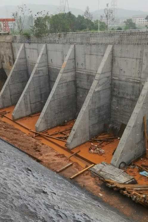 洛阳吉利区锚杆式挡土墙